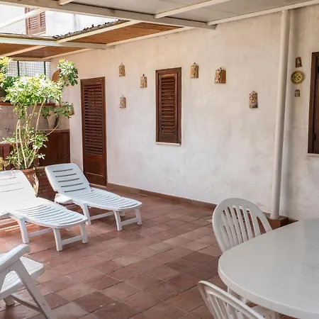 Luna Villa